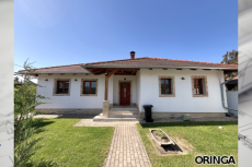 Dunaújváros rejtett részén eladó szép családi ház